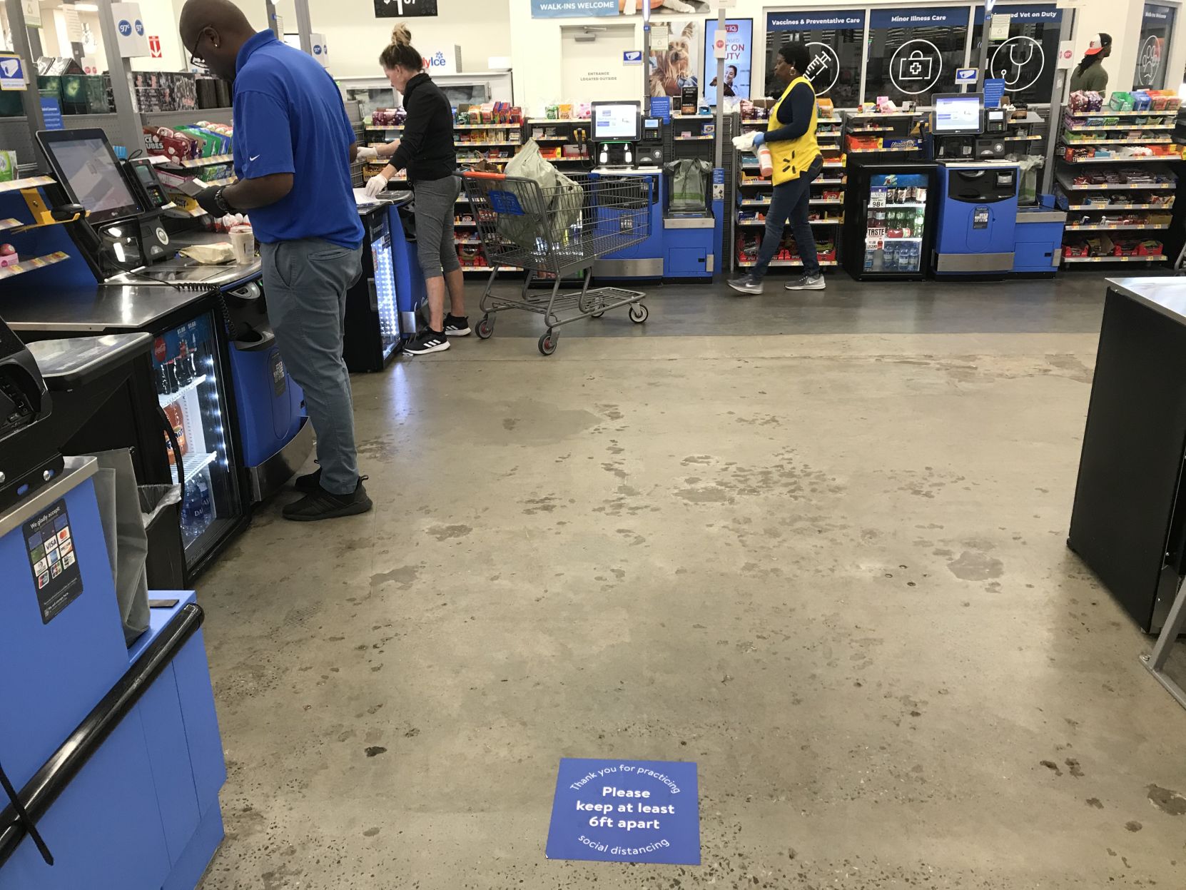Walmart social distancing